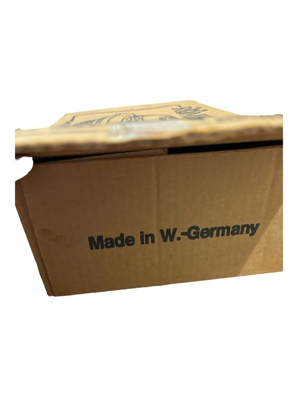 NIB ROMERTOPF 110 CLAY ROASTER W GERMANY NIB FISH CHICKEN DESIGN W RECIPE BOOK